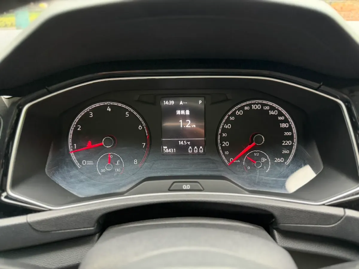 2019 Volkswagen T-Roc 1.4T 150HP L4 7DCT,autocango,china used car exporter,china ev exporter,chinese used car exporter,chinese used ev exporter