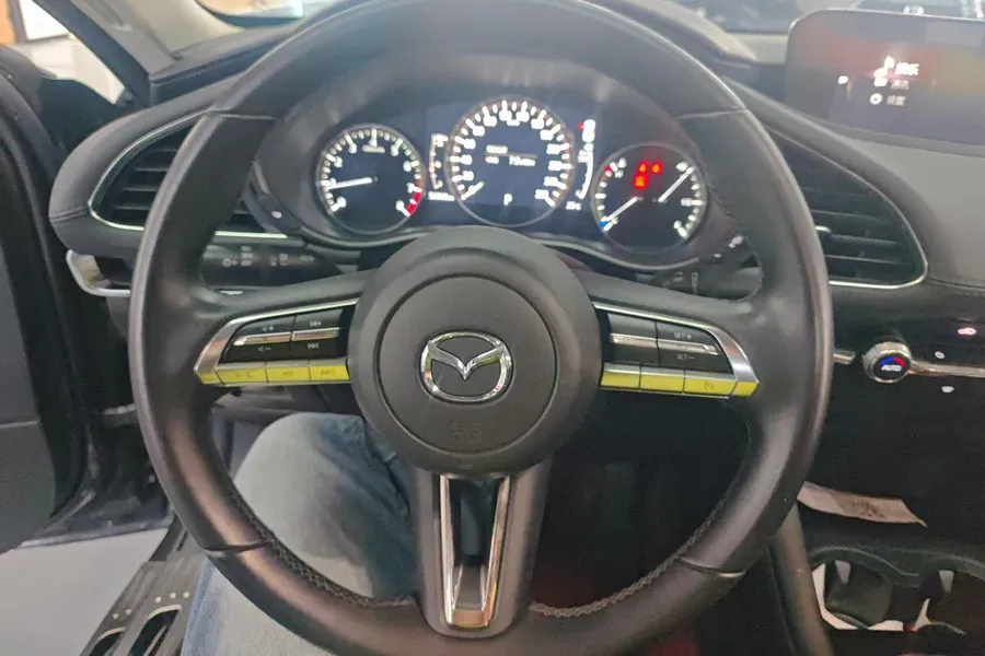 2020 Mazda 3 Axela 2.0L 158HP L4 6AT,autocango,china used car exporter,china ev exporter,chinese used car exporter,chinese used ev exporter