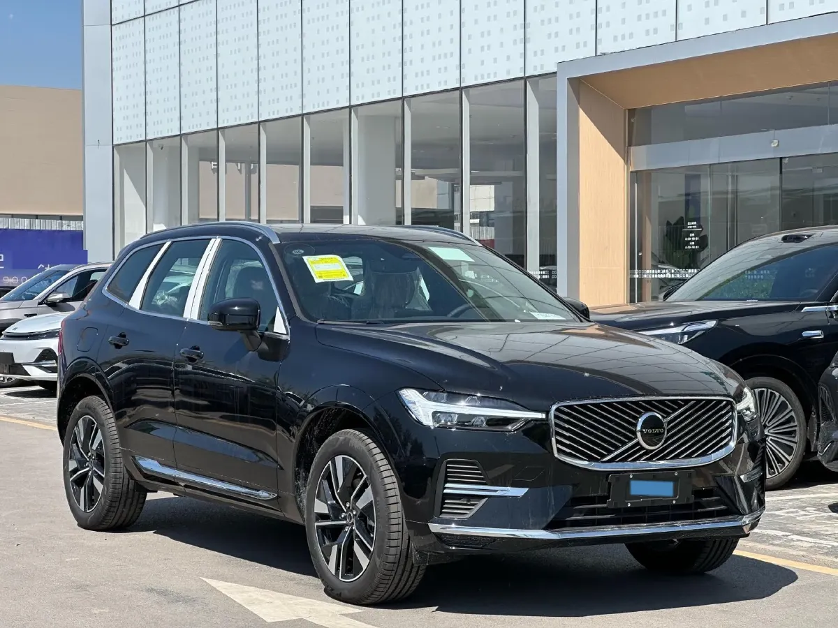 2026 Volvo XC60 2.0T 250HP L4 8AT,autocango,china used car exporter,china ev exporter,chinese used car exporter,chinese used ev exporter