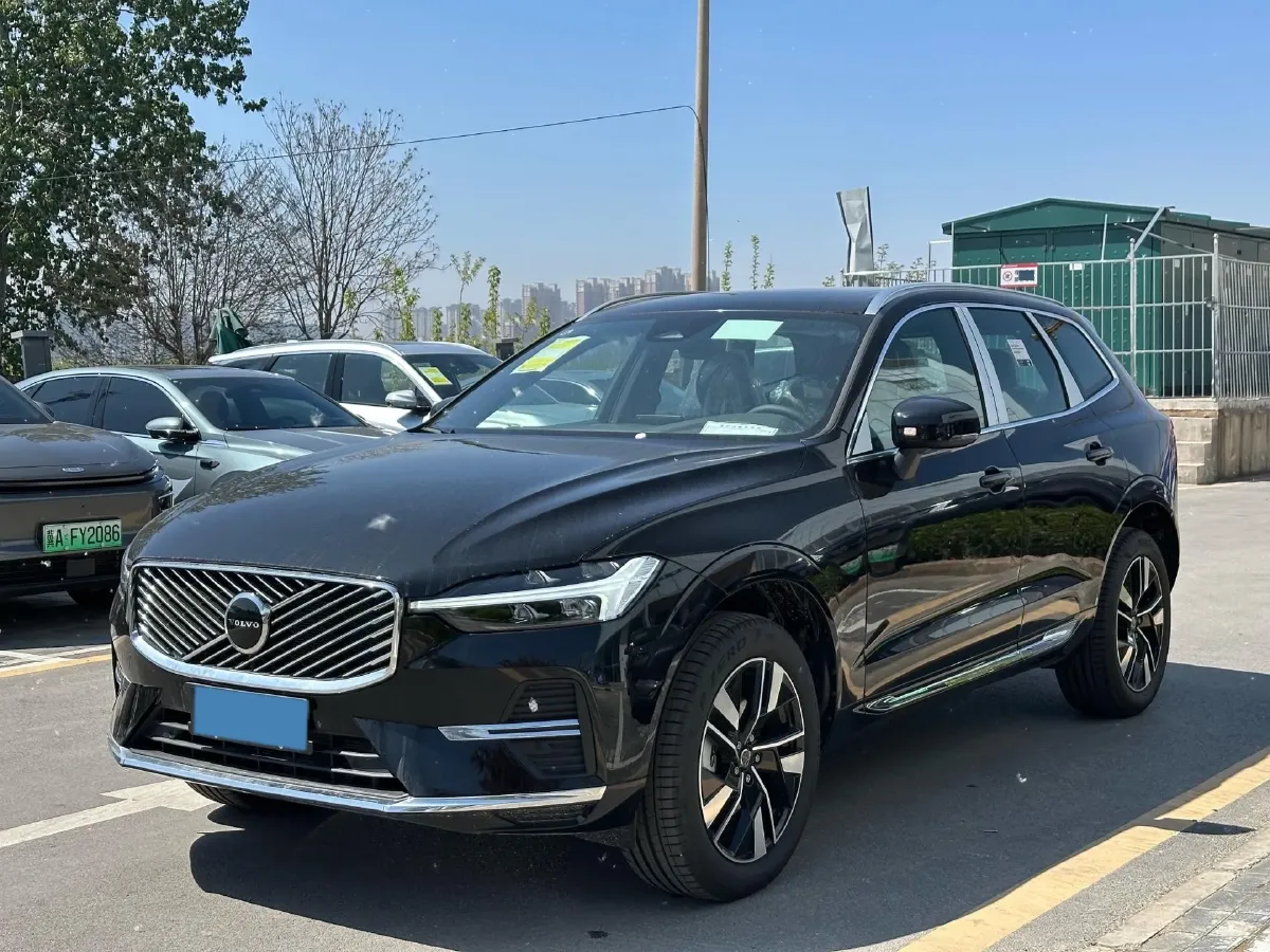 2026 Volvo XC60 2.0T 250HP L4 8AT,autocango,china used car exporter,china ev exporter,chinese used car exporter,chinese used ev exporter