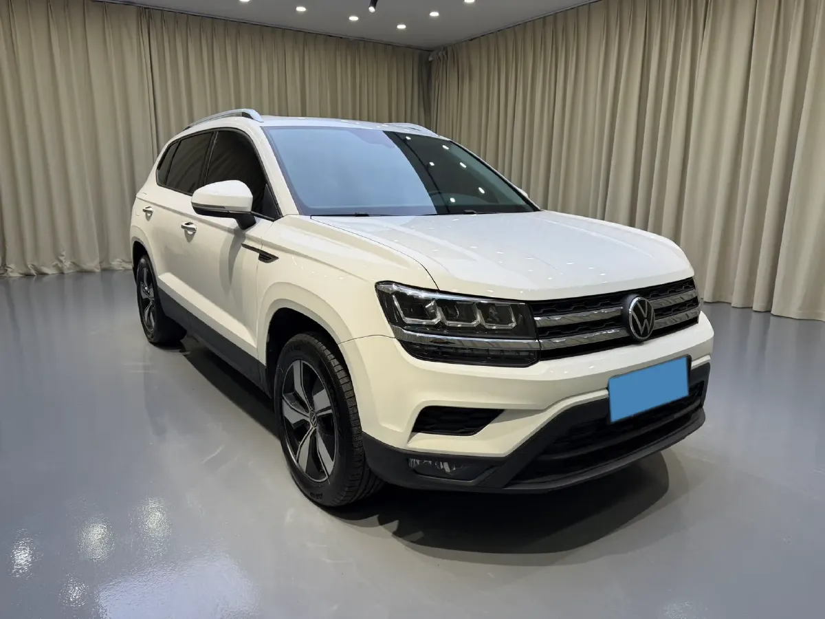 2022 Ford Transit 2.0T 202HP L4 6AT,autocango,china used car exporter,china ev exporter,chinese used car exporter,chinese used ev exporter