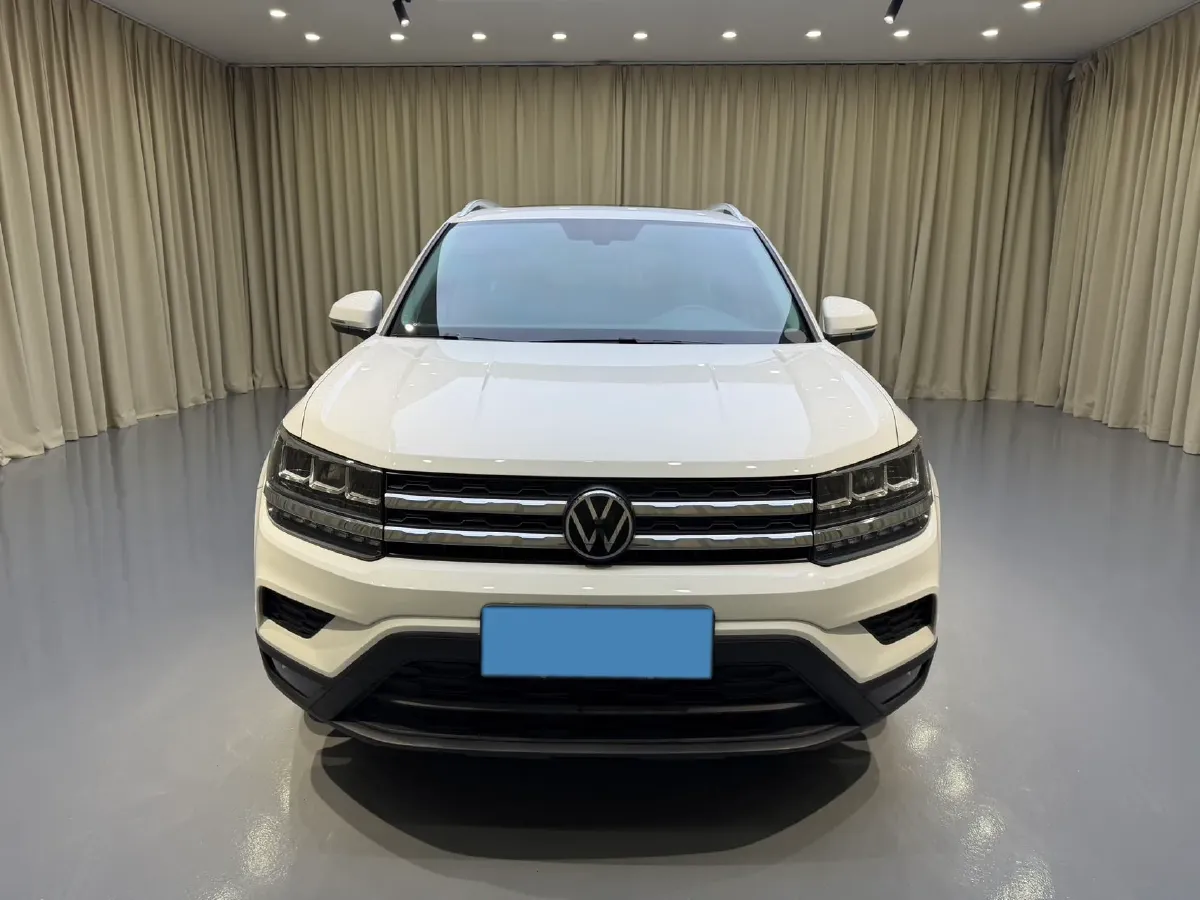 2022 Ford Transit 2.0T 202HP L4 6AT,autocango,china used car exporter,china ev exporter,chinese used car exporter,chinese used ev exporter