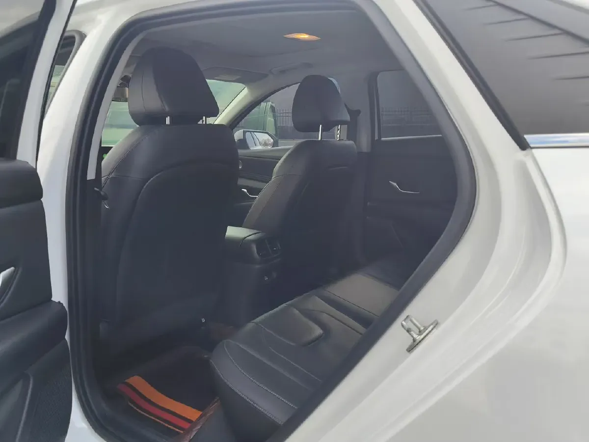 2022 Hyundai Elantra 1.5L 115HP L4 CVT,autocango,china used car exporter,china ev exporter,chinese used car exporter,chinese used ev exporter