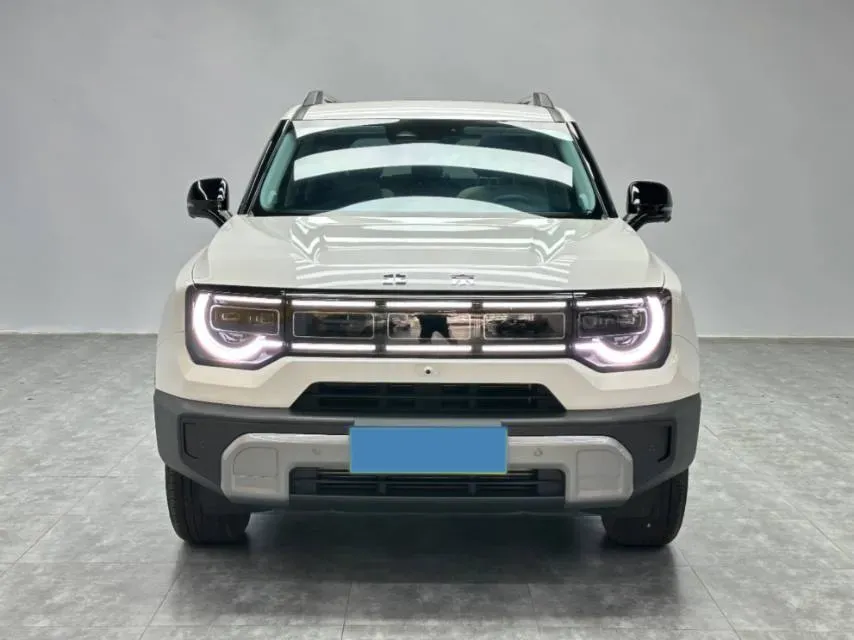 2024 Beijing BJ30 1.5T 188HP L4 7DCT,autocango,china used car exporter,china ev exporter,chinese used car exporter,chinese used ev exporter