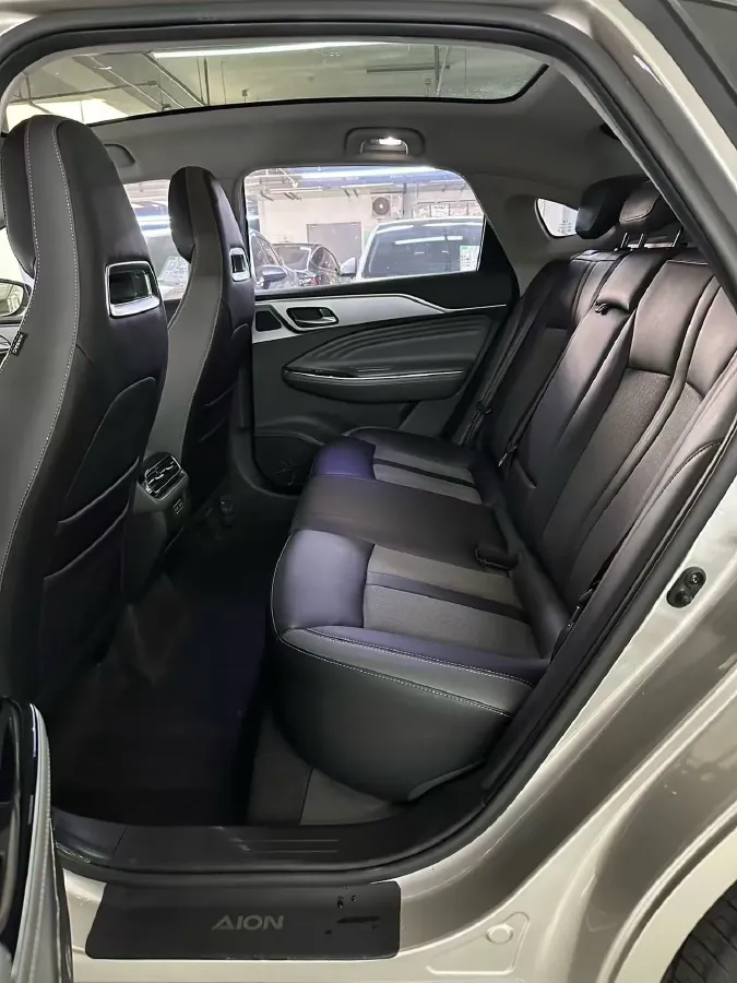 2022 ChangAn Oshan Z6 1.5T 170HP L4 6TCT PHEV 28.4KWH,autocango,china used car exporter,china ev exporter,chinese used car exporter,chinese used ev exporter