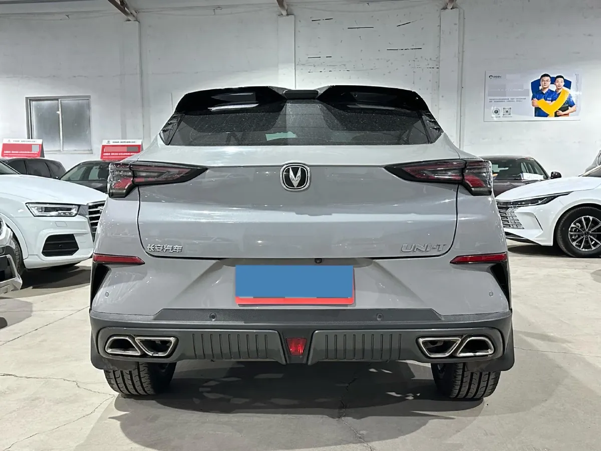 2022 ChangAn UNI-T 1.5T 188HP L4 7DCT,autocango,china used car exporter,china ev exporter,chinese used car exporter,chinese used ev exporter