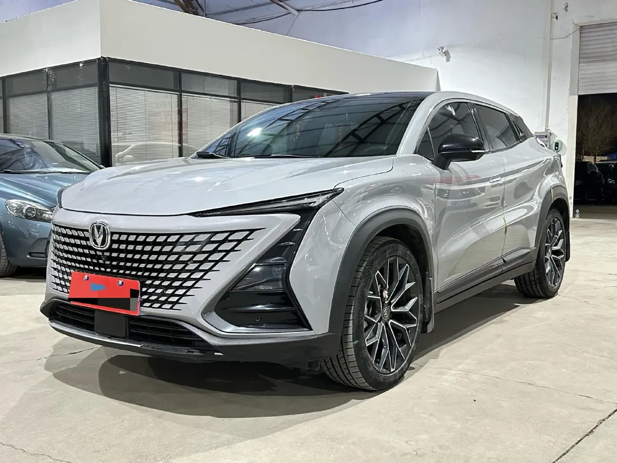 2022 ChangAn UNI-T 1.5T 188HP L4 7DCT,autocango,china used car exporter,china ev exporter,chinese used car exporter,chinese used ev exporter