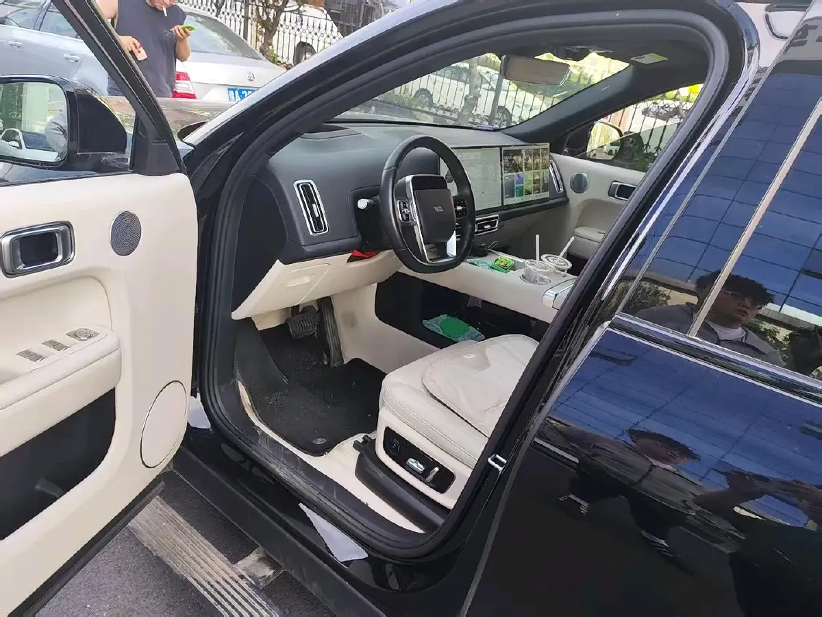 2024 Li L9 Range Extended 154HP REEV 52.3KWH,autocango,china used car exporter,china ev exporter,chinese used car exporter,chinese used ev exporter