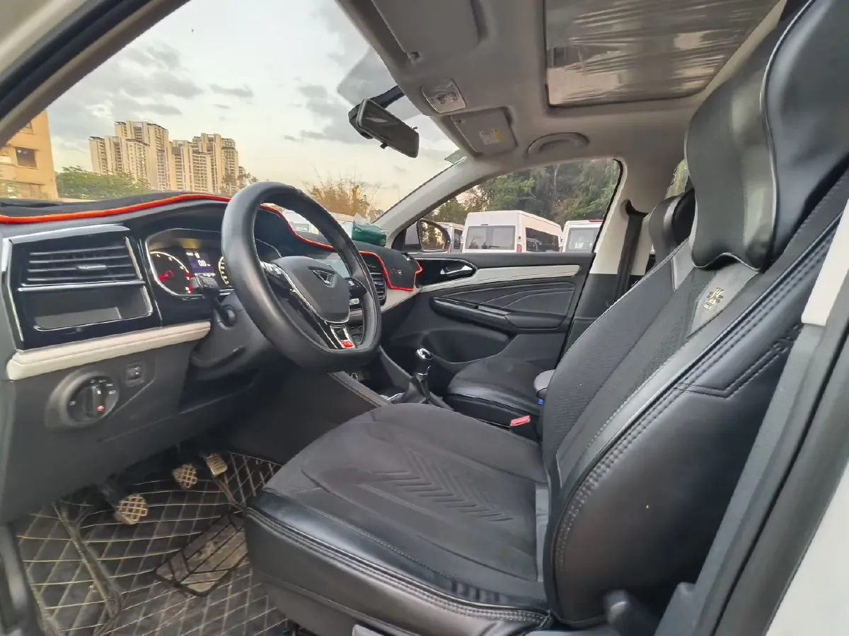 2022 Jetta VS5 1.4T 150HP L4 5MT,autocango,china used car exporter,china ev exporter,chinese used car exporter,chinese used ev exporter