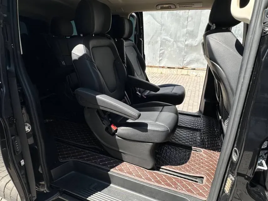 2021 Mercedes-Benz Vito 2.0T 211HP L4 9AT,autocango,china used car exporter,china ev exporter,chinese used car exporter,chinese used ev exporter