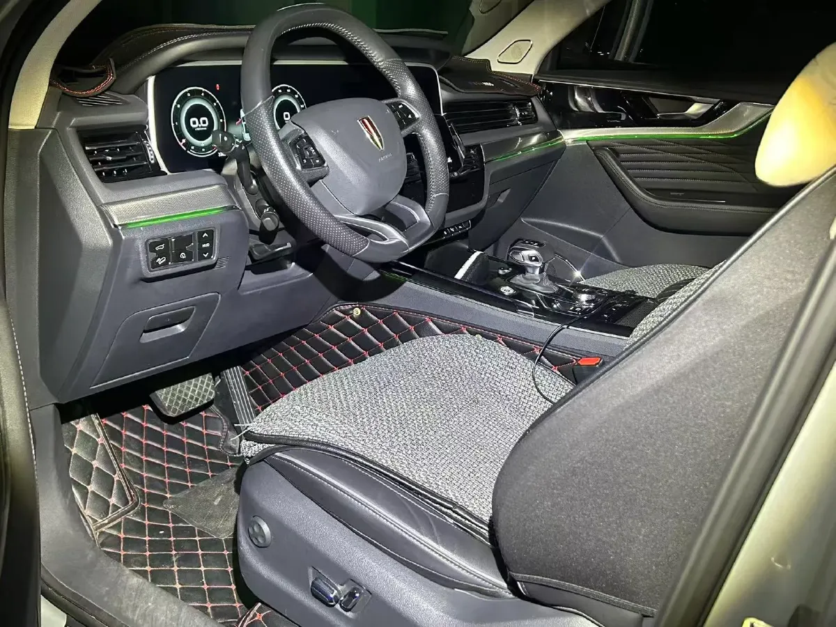 2022 HongQi HS5 2.0T 224HP L4 6AT,autocango,china used car exporter,china ev exporter,chinese used car exporter,chinese used ev exporter