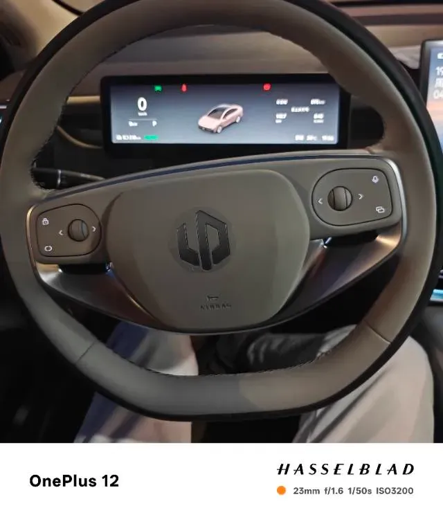 2025 Leapmotor B01 BEV,autocango,china used car exporter,china ev exporter,chinese used car exporter,chinese used ev exporter