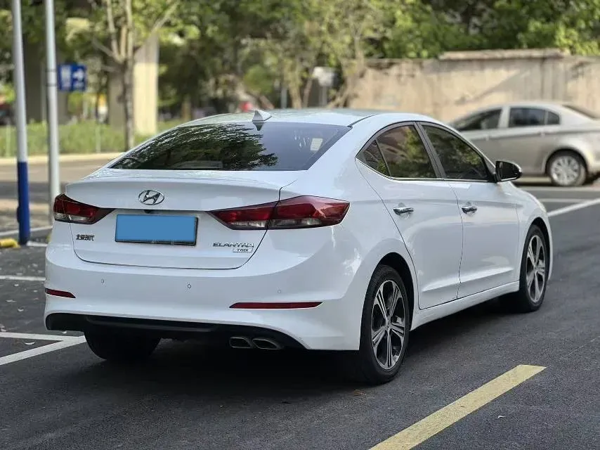 2019 Hyundai Elantra 1.4T 130HP L4 7DCT,autocango,china used car exporter,china ev exporter,chinese used car exporter,chinese used ev exporter