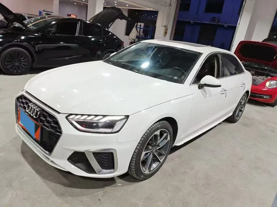 2020 Audi A4L 2.0T 190HP L4 7DCT,autocango,china used car exporter,china ev exporter,chinese used car exporter,chinese used ev exporter