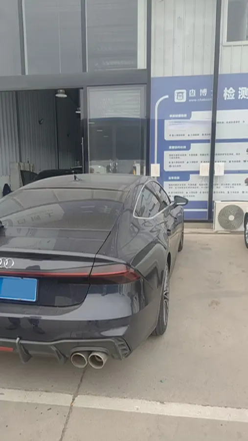 2021 Audi A7 2.0T 245HP L4 7DCT,autocango,china used car exporter,china ev exporter,chinese used car exporter,chinese used ev exporter