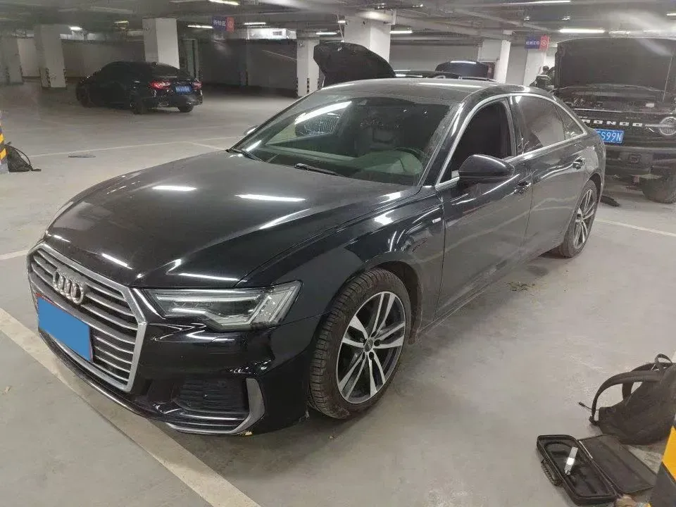 2019 Audi A6L 2.0T 190HP L4 7DCT,autocango,china used car exporter,china ev exporter,chinese used car exporter,chinese used ev exporter