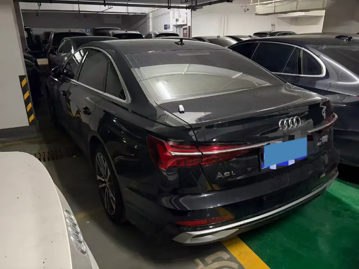 2019 Audi A6L 2.0T 190HP L4 7DCT,autocango,china used car exporter,china ev exporter,chinese used car exporter,chinese used ev exporter