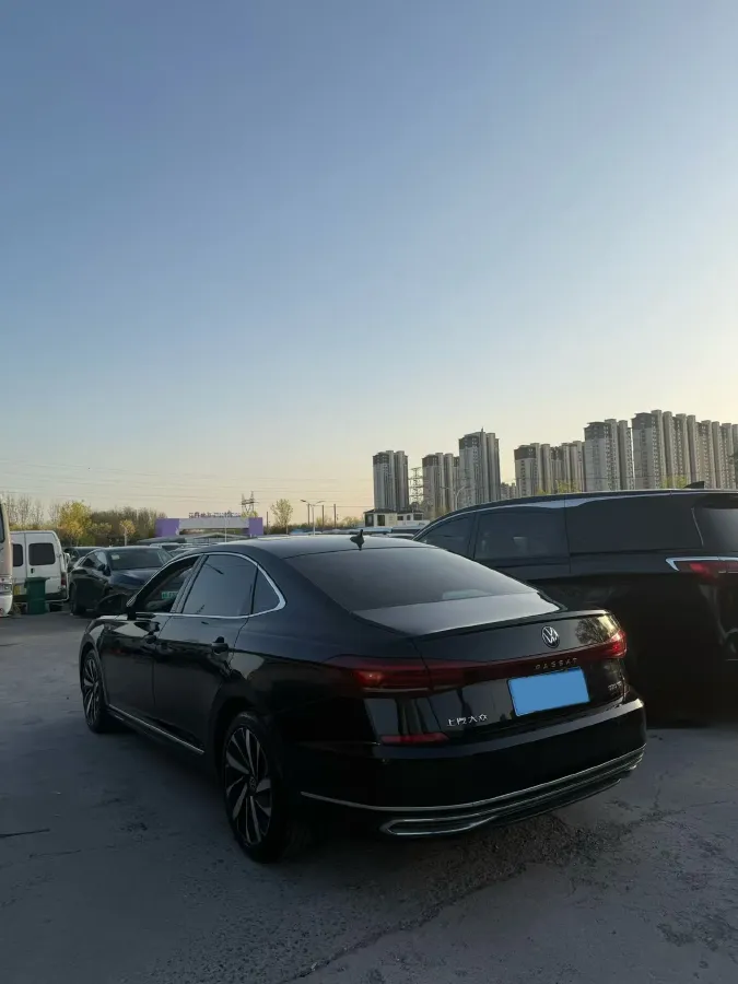 2023 Volkswagen Passat 2.0T 186HP L4 7DCT,autocango,china used car exporter,china ev exporter,chinese used car exporter,chinese used ev exporter