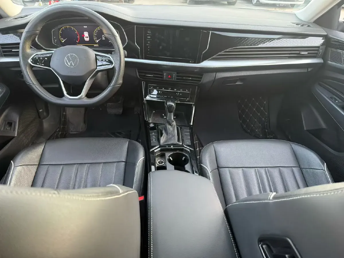 2023 Volkswagen Passat 2.0T 186HP L4 7DCT,autocango,china used car exporter,china ev exporter,chinese used car exporter,chinese used ev exporter