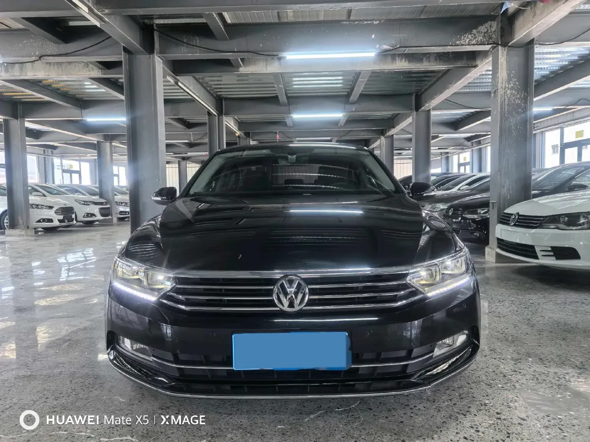 2018 Volkswagen Magotan 1.8T 180HP L4 7DCT,autocango,china used car exporter,china ev exporter,chinese used car exporter,chinese used ev exporter