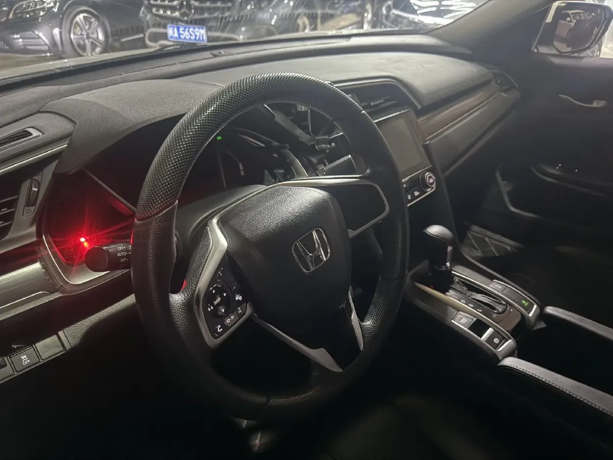2019 Honda Civic 1.5T 177HP L4 CVT,autocango,china used car exporter,china ev exporter,chinese used car exporter,chinese used ev exporter