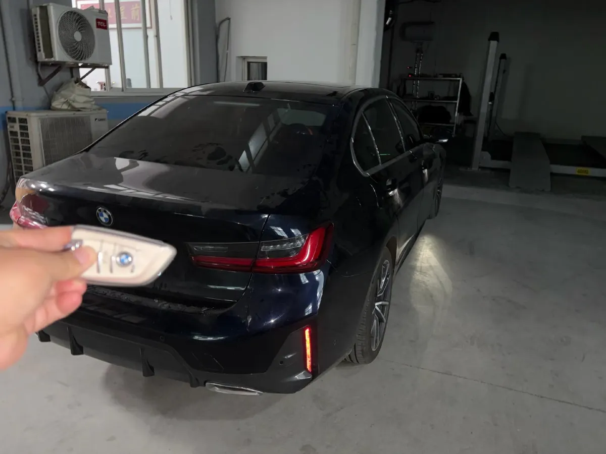2023 BMW 3 Series 2.0T 184HP L4 8AT,autocango,china used car exporter,china ev exporter,chinese used car exporter,chinese used ev exporter