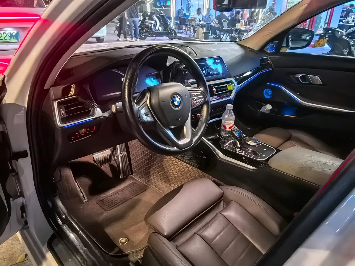 2020 BMW 3 Series 2.0T 184HP L4 8AT,autocango,china used car exporter,china ev exporter,chinese used car exporter,chinese used ev exporter