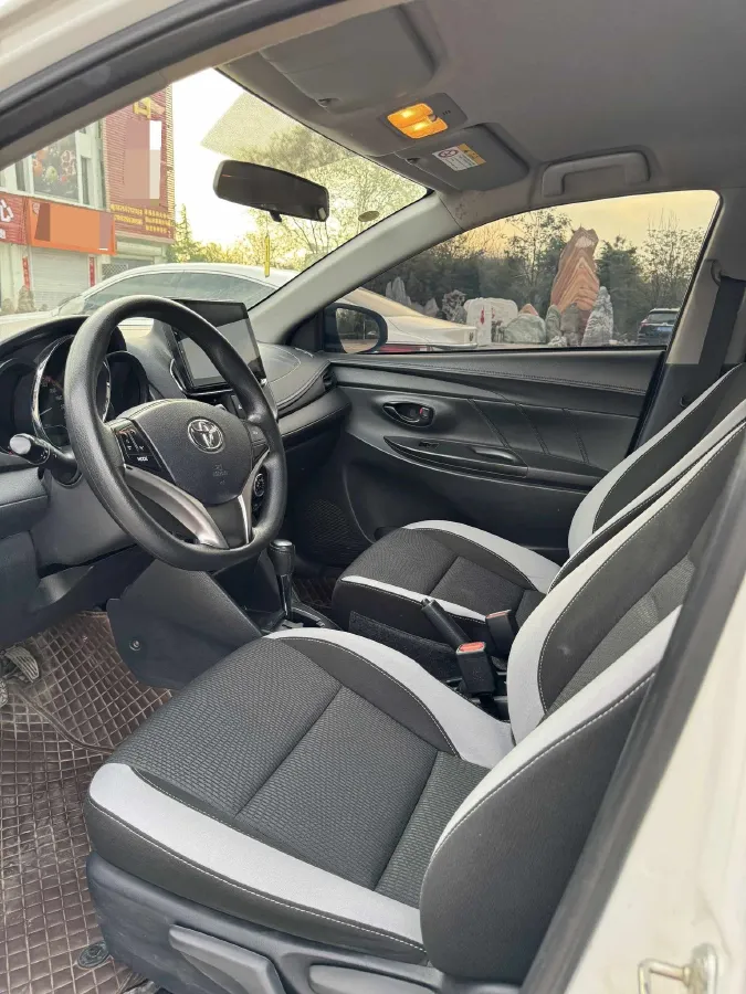 2022 Toyota Yaris L 1.5L 112HP L4 CVT,autocango,china used car exporter,china ev exporter,chinese used car exporter,chinese used ev exporter