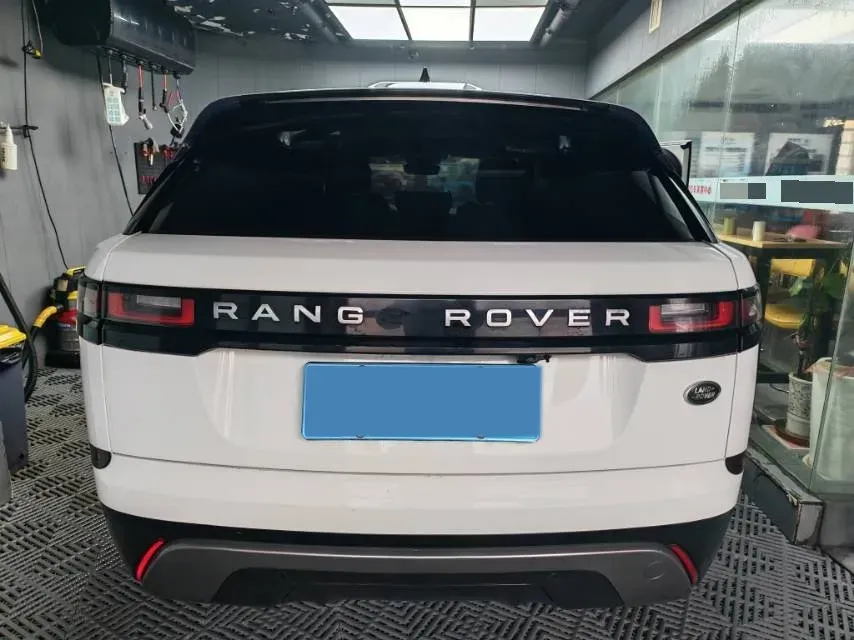 2018 Land Rover Range Rover Velar 2.0T 300HP L4 8AT,autocango,china used car exporter,china ev exporter,chinese used car exporter,chinese used ev exporter