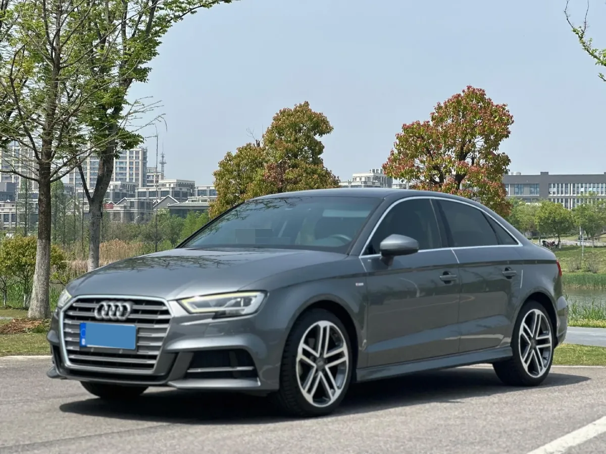 2020 Audi A3 1.4T 150HP L4 7DCT,autocango,china used car exporter,china ev exporter,chinese used car exporter,chinese used ev exporter