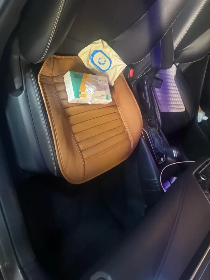 2021 Toyota Corolla 1.2T 116HP L4 CVT,autocango,china used car exporter,china ev exporter,chinese used car exporter,chinese used ev exporter