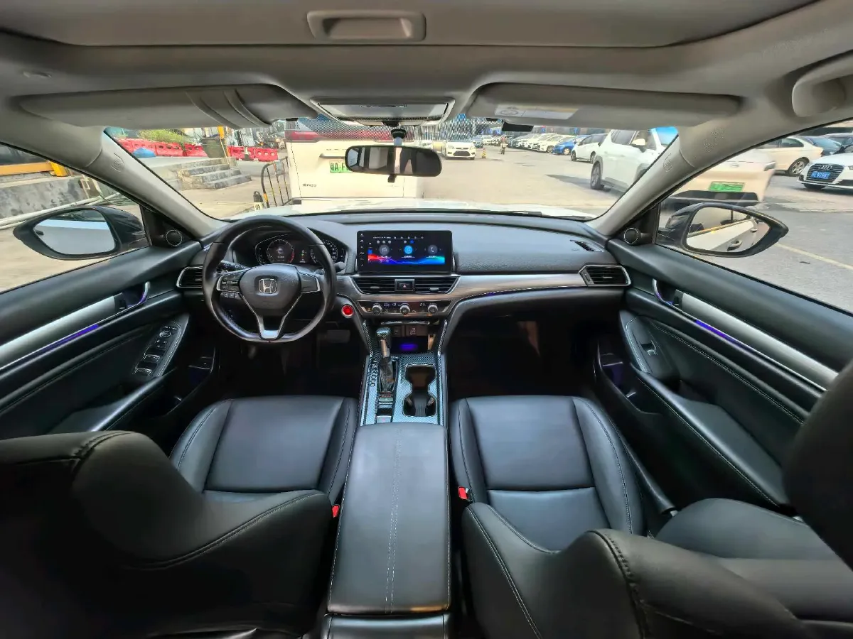 2022 Honda Accord 1.5T 194HP L4 CVT,autocango,china used car exporter,china ev exporter,chinese used car exporter,chinese used ev exporter
