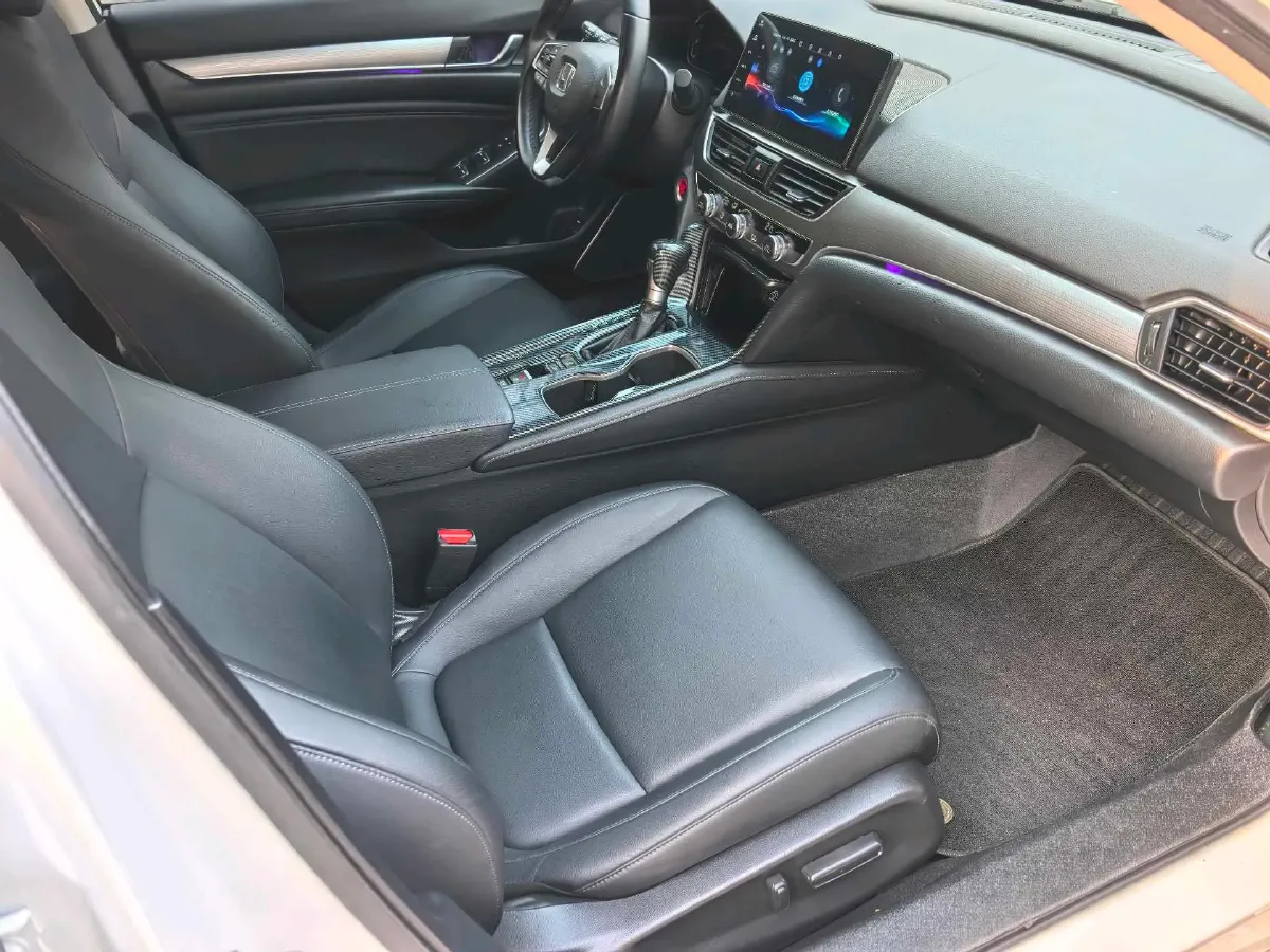 2022 Honda Accord 1.5T 194HP L4 CVT,autocango,china used car exporter,china ev exporter,chinese used car exporter,chinese used ev exporter