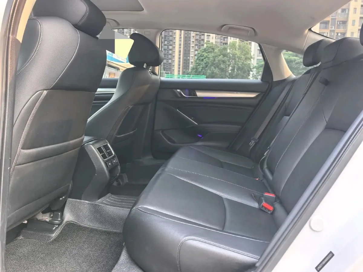 2022 Honda Accord 1.5T 194HP L4 CVT,autocango,china used car exporter,china ev exporter,chinese used car exporter,chinese used ev exporter