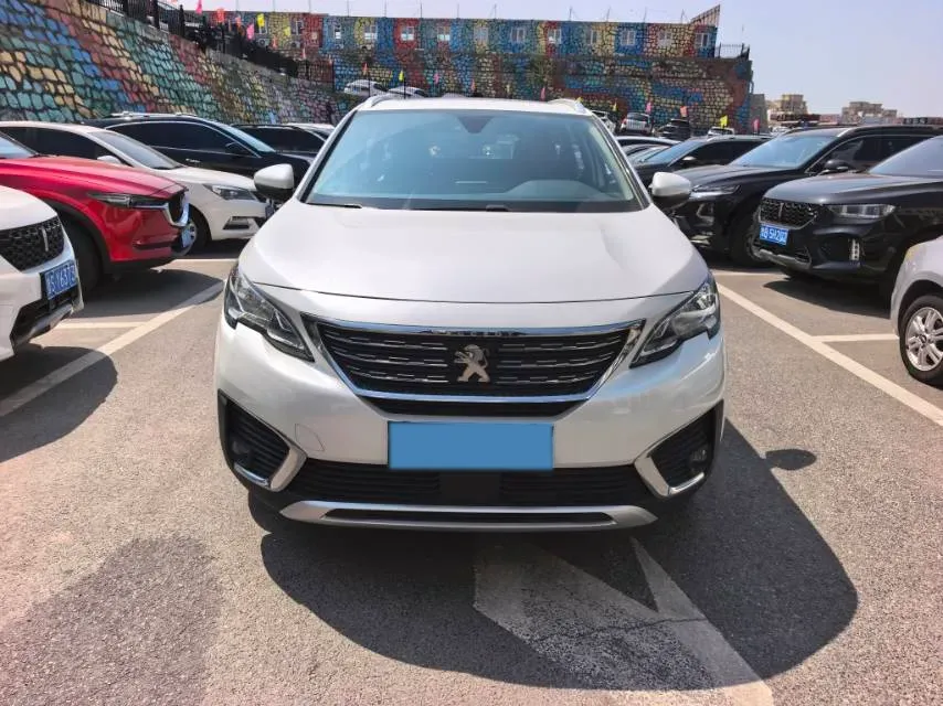 2017 Peugeot 5008 1.8T 204HP L4 6AT,autocango,china used car exporter,china ev exporter,chinese used car exporter,chinese used ev exporter