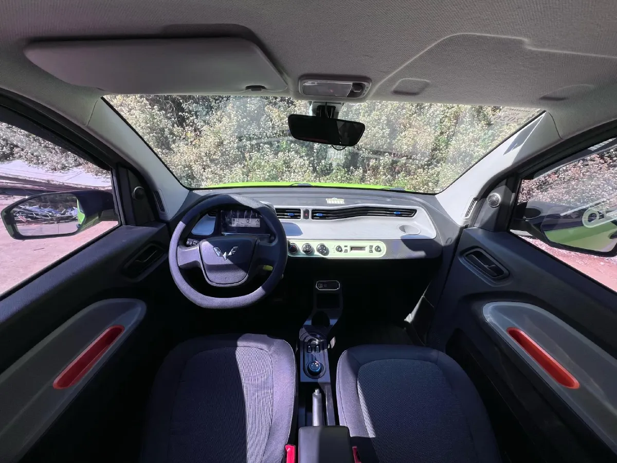 2020 WuLing HongGuang MINI EV BEV 9.3KWH,autocango,china used car exporter,china ev exporter,chinese used car exporter,chinese used ev exporter