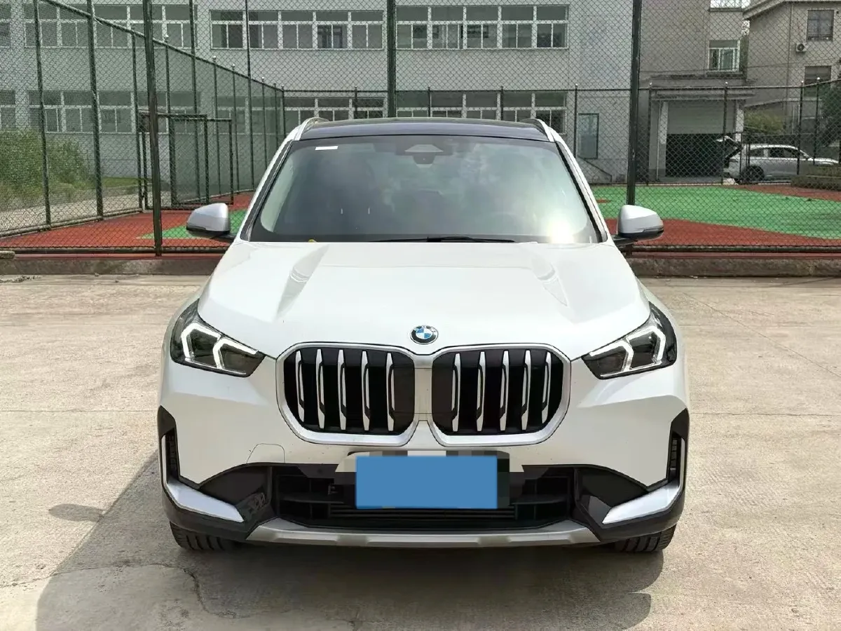 2023 BMW X1 1.5T 156HP L3 7DCT,autocango,china used car exporter,china ev exporter,chinese used car exporter,chinese used ev exporter