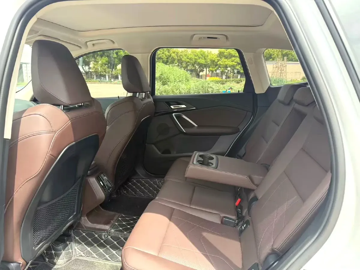 2023 BMW X1 1.5T 156HP L3 7DCT,autocango,china used car exporter,china ev exporter,chinese used car exporter,chinese used ev exporter