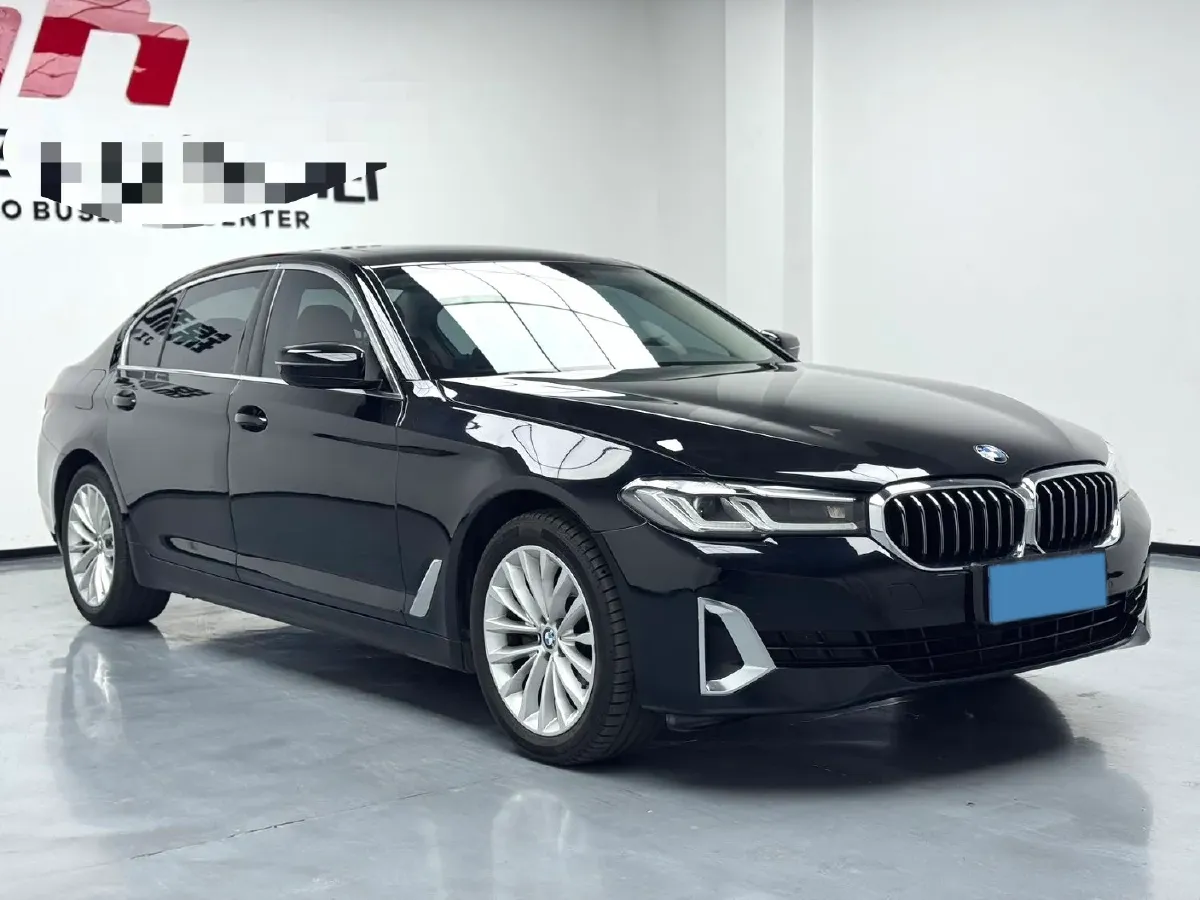 2021 BMW 5 Series 2.0T 184HP L4 8AT,autocango,china used car exporter,china ev exporter,chinese used car exporter,chinese used ev exporter