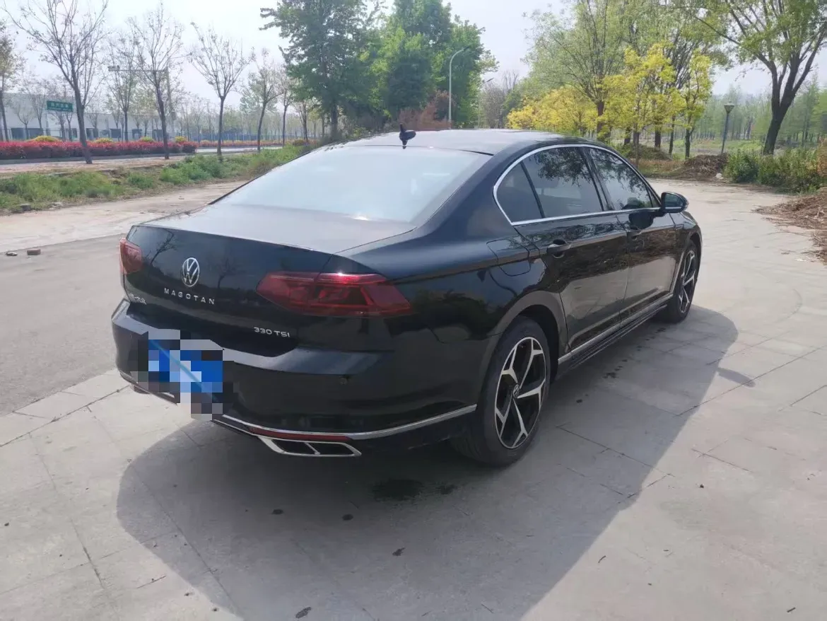 2023 Volkswagen Magotan 2.0T 186HP L4 7DCT,autocango,china used car exporter,china ev exporter,chinese used car exporter,chinese used ev exporter