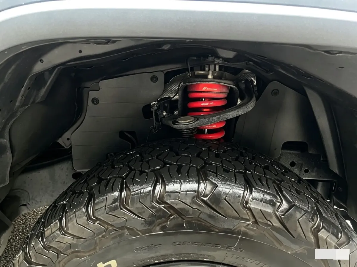 2023 Tank 300 2.0T 227HP L4 8AT,autocango,china used car exporter,china ev exporter,chinese used car exporter,chinese used ev exporter