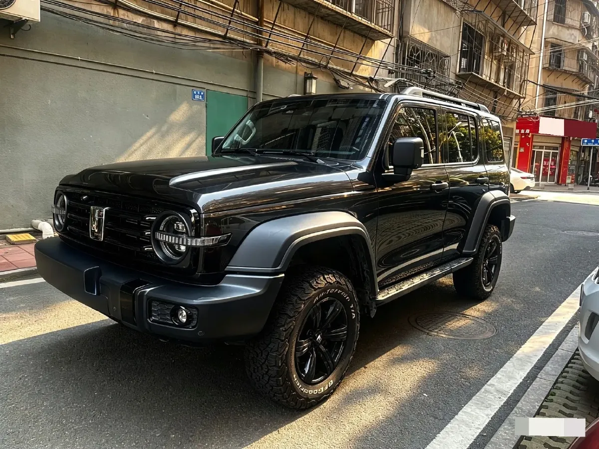 2023 Tank 300 2.0T 227HP L4 8AT,autocango,china used car exporter,china ev exporter,chinese used car exporter,chinese used ev exporter