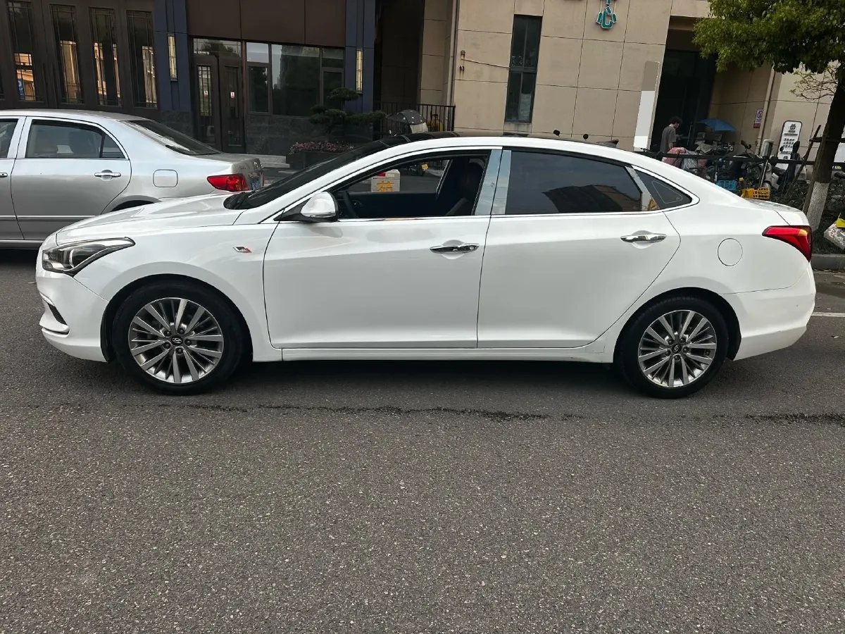 2019 Hyundai Mistra 1.8L 143HP L4 6AT,autocango,china used car exporter,china ev exporter,chinese used car exporter,chinese used ev exporter