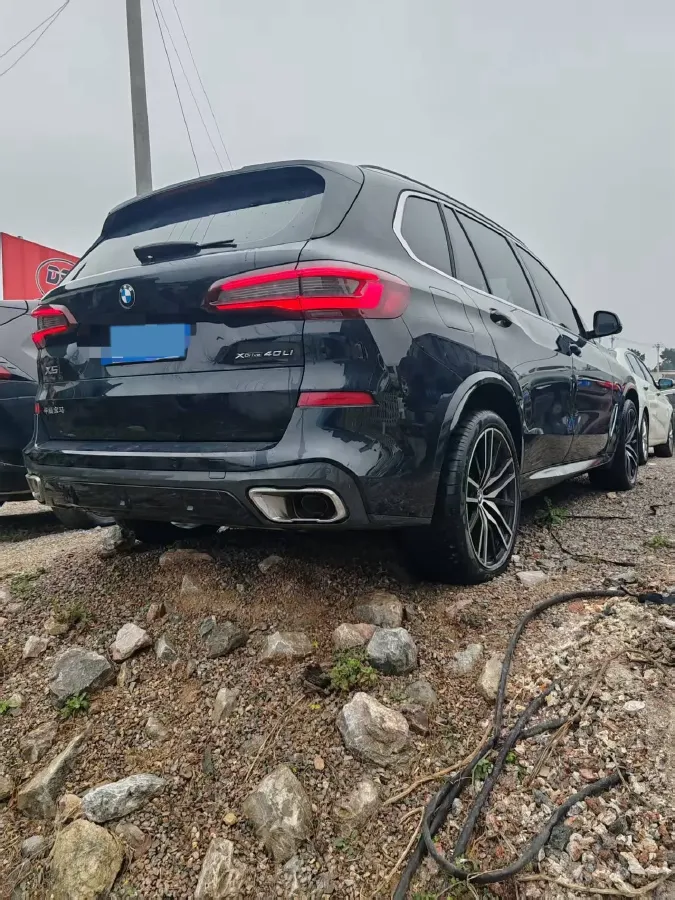2022 BMW X5 3.0T 333HP L6 8AT,autocango,china used car exporter,china ev exporter,chinese used car exporter,chinese used ev exporter