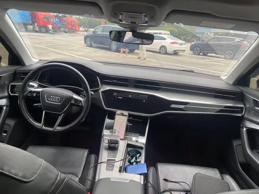 2021 Audi A6L 2.0T 190HP L4 7DCT,autocango,china used car exporter,china ev exporter,chinese used car exporter,chinese used ev exporter
