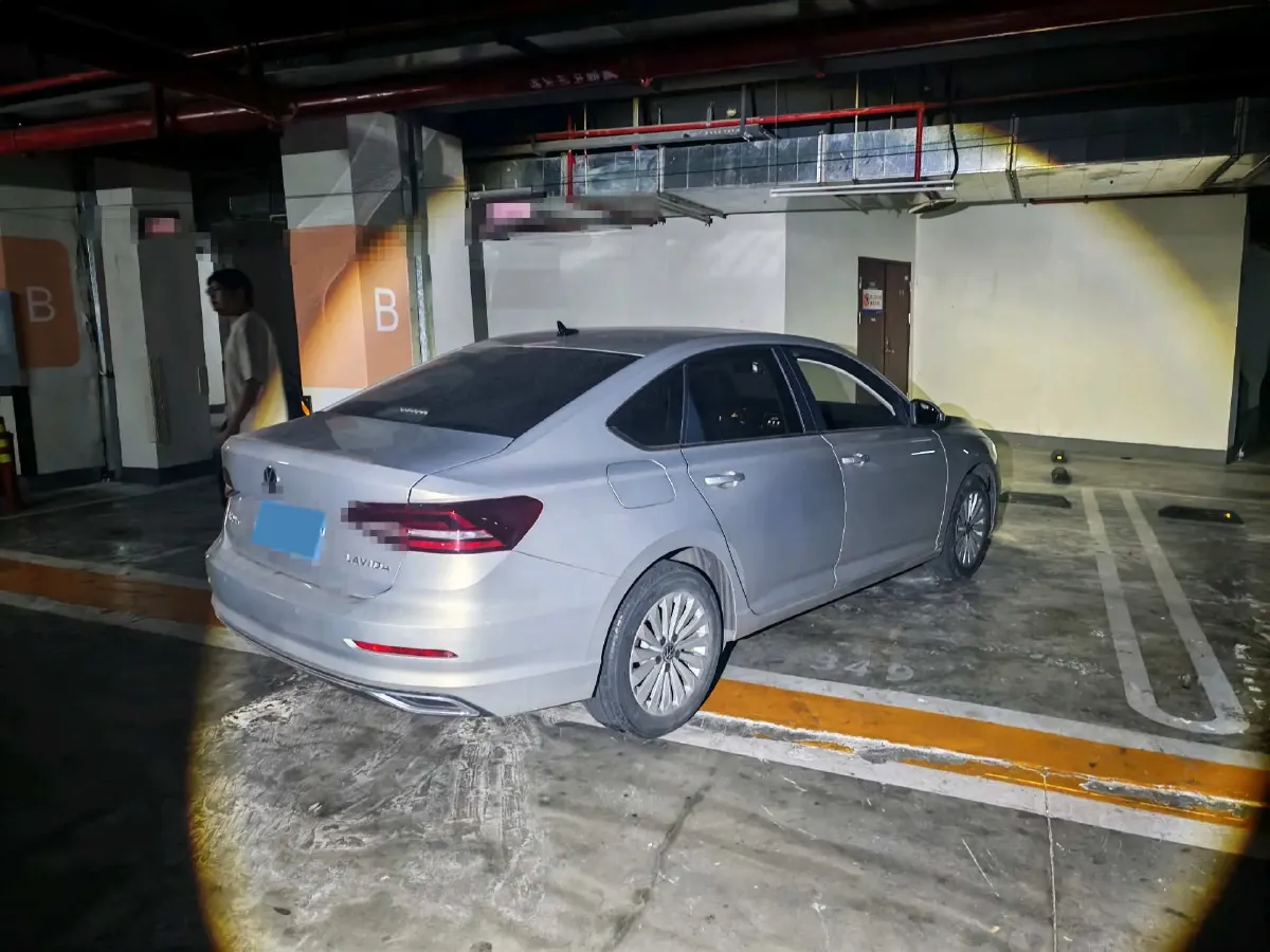 2021 Volkswagen Lavida 1.5L 113HP L4 6AT,autocango,china used car exporter,china ev exporter,chinese used car exporter,chinese used ev exporter