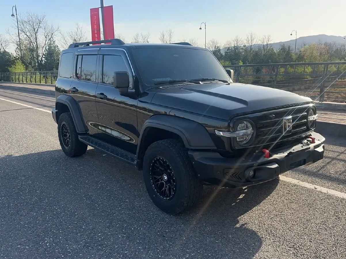 2024 Tank 300 2.0T 227HP L4 8AT,autocango,china used car exporter,china ev exporter,chinese used car exporter,chinese used ev exporter