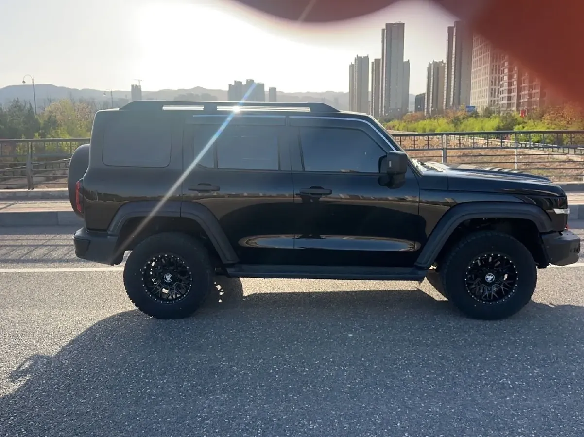 2024 Tank 300 2.0T 227HP L4 8AT,autocango,china used car exporter,china ev exporter,chinese used car exporter,chinese used ev exporter