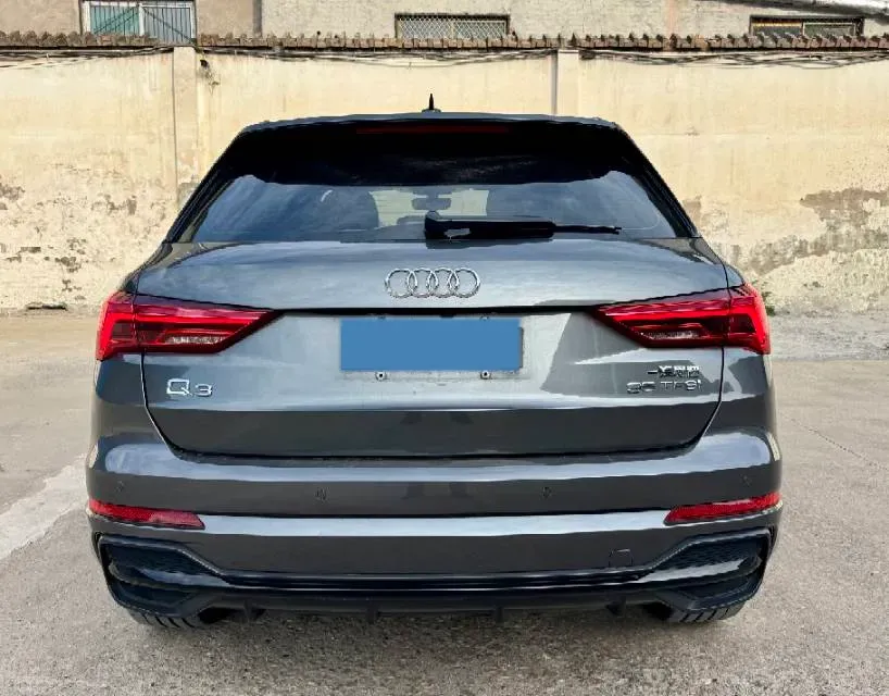 2022 Audi Q3 1.4T 150HP L4 7DCT,autocango,china used car exporter,china ev exporter,chinese used car exporter,chinese used ev exporter