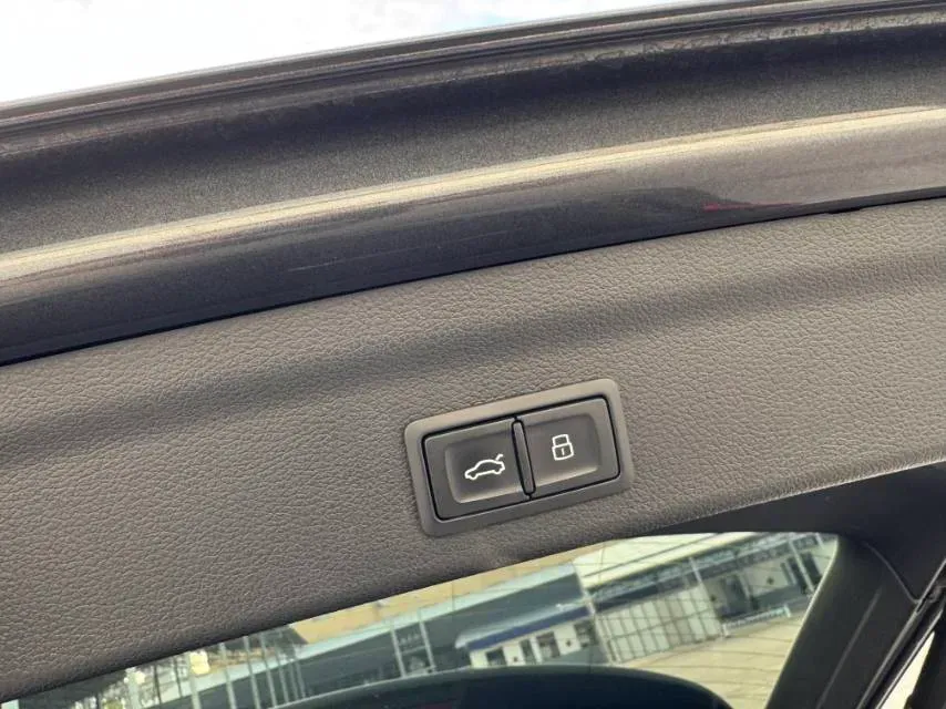 2022 Audi Q3 1.4T 150HP L4 7DCT,autocango,china used car exporter,china ev exporter,chinese used car exporter,chinese used ev exporter